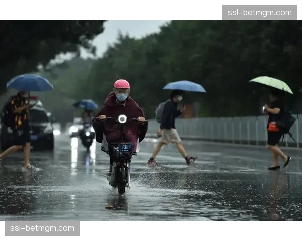 天气预报:本周末多场法甲比赛可能因恶劣天气延期 天气预报:本周末多场法甲比赛可能因恶劣天气延期